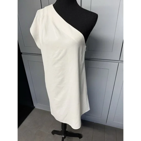 Alice + Olivia Womens 6 Melina One Shoulder Shift Dress White Asymmetrical Class - Picture 3 of 8